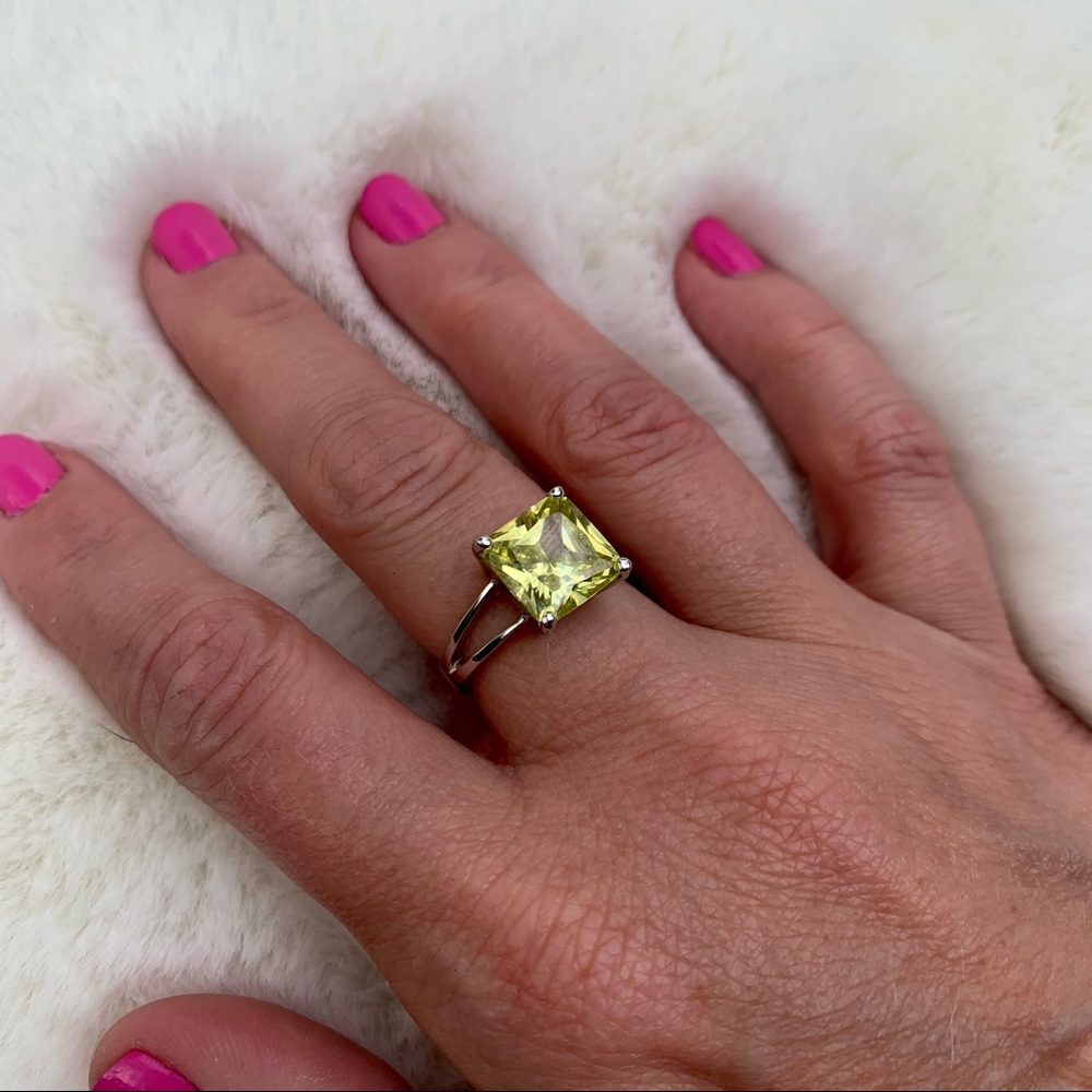 5 Carat Peridot Gypsy Ring